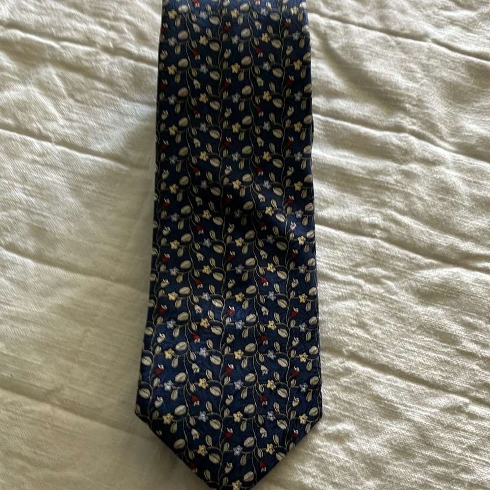 NWT Joseph & Lyman navy blue very elegant